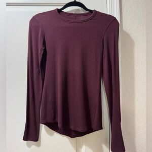 Hold Tight Lululemon Long Sleeve Size 4